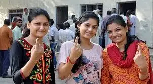 भारत में मतदान की आयु 21 से घटाकर 18