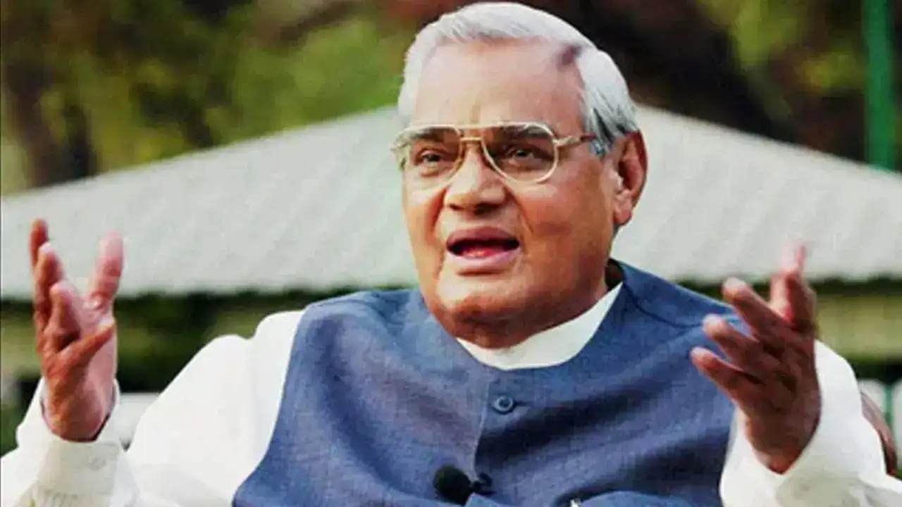 राष्ट्रनिर्माता पंडित अटल बिहारी वाजपेयी की 101 वीं जयंती आज
