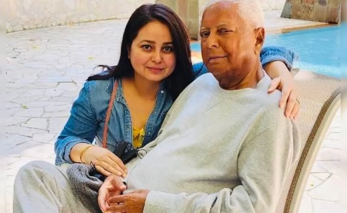 बेटी के पास पहुंचे लालू यादव